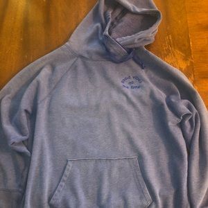 Pullover size small